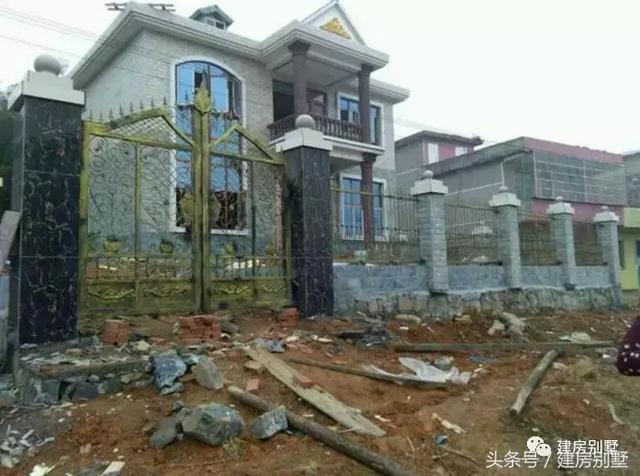 農村自建3層樓房，主體+裝修+家具一共70萬，看值不值