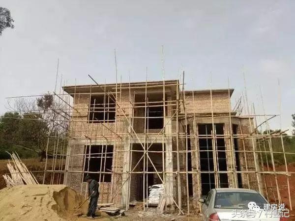 11*11米經(jīng)典兩層農(nóng)村小樓施工案例，附戶型方案設(shè)計(jì)圖