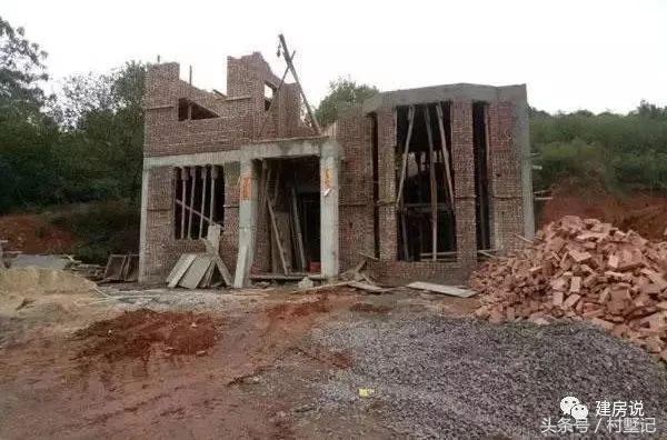 11*11米經(jīng)典兩層農(nóng)村小樓施工案例，附戶型方案設(shè)計(jì)圖