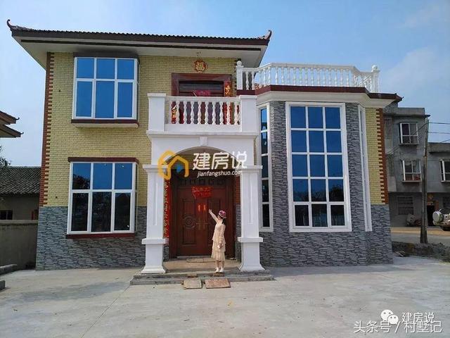 11*11米經(jīng)典兩層農(nóng)村小樓施工案例，附戶型方案設(shè)計(jì)圖