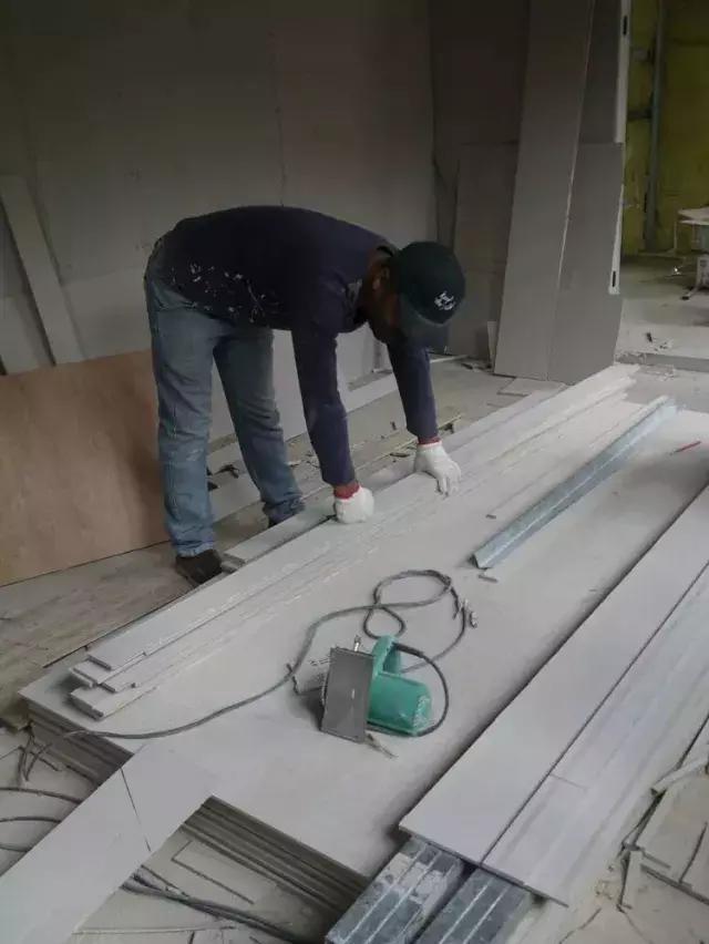 輕鋼別墅搭建圖文直播全過(guò)程，想建輕鋼別墅的看看