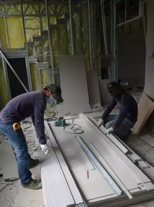 輕鋼別墅搭建圖文直播全過(guò)程，想建輕鋼別墅的看看