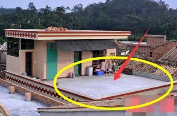 自建房頂做成斜坡還是平頂好？自建房的先看看