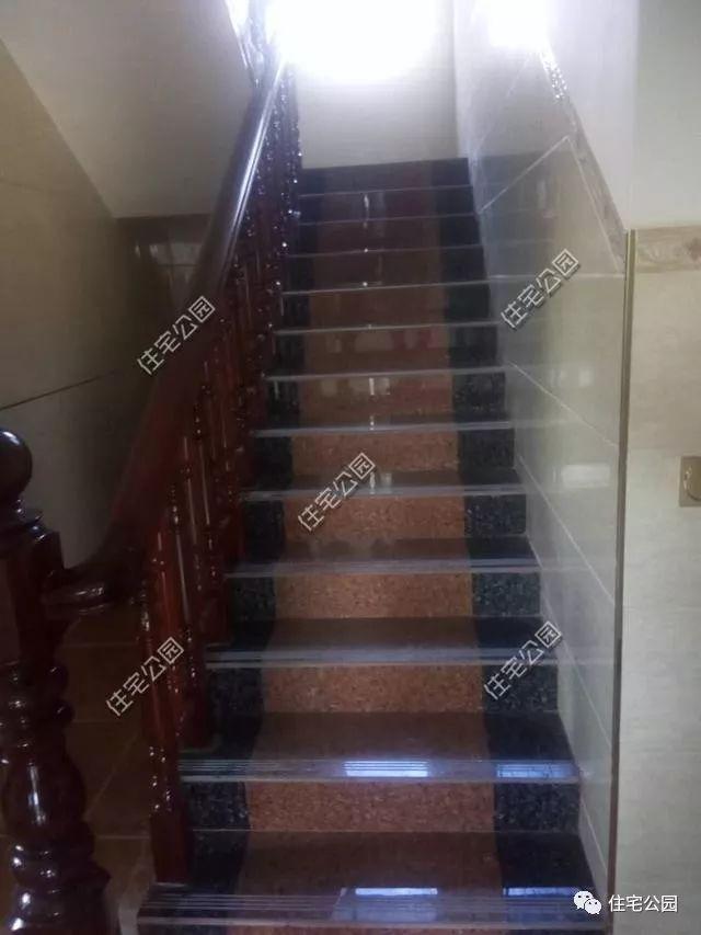 80萬(wàn)自建的三層別墅案例實(shí)拍，附裝修照片