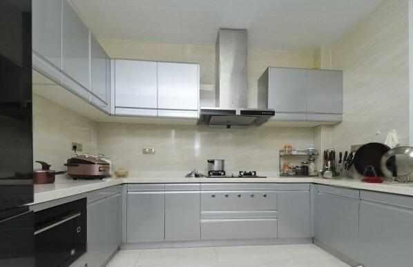 300平兩層別墅豪宅裝修實景照片，簡單但不簡約