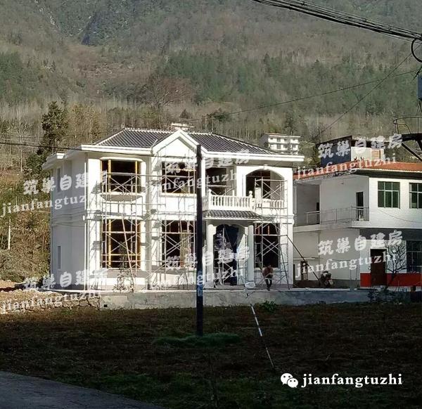 農(nóng)村自建房漏水該怎么辦？