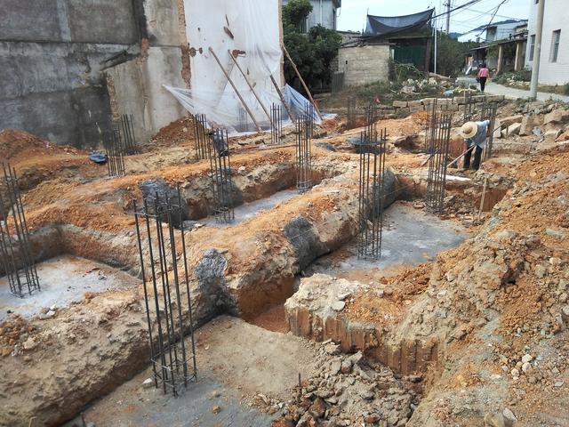 農(nóng)村自建房之地基怎么做？