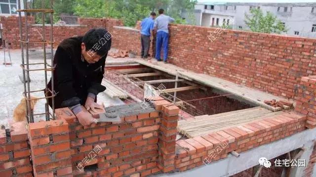 農(nóng)村自建房子最新費(fèi)用，大概多少錢(qián)一個(gè)平方呢