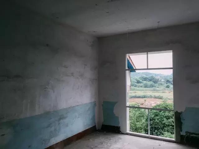 鄉(xiāng)村舊二層樓房改造，改成文藝青年小公寓