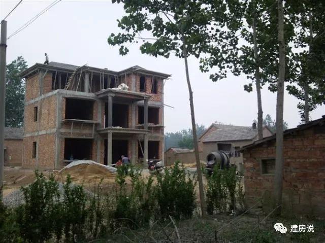 農(nóng)村35萬蓋漂亮別墅，附施工過程，看看值不值