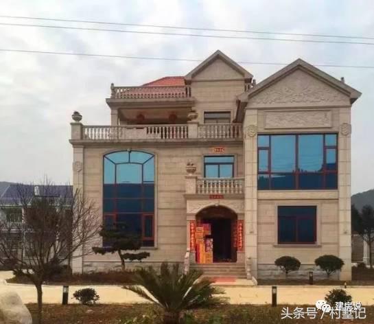 農(nóng)村自建別墅實(shí)景照大全，路人搶著拍照分享