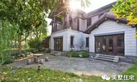 8款適合農(nóng)村養(yǎng)老度假的別墅設(shè)計(jì)方案，退休了回老家建一棟