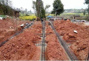 農(nóng)村蓋房子挖地基怎么打結(jié)實？看完你就明白了