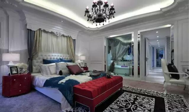 300平歐式藍(lán)調(diào)別墅裝修案例實(shí)拍，浪漫唯美