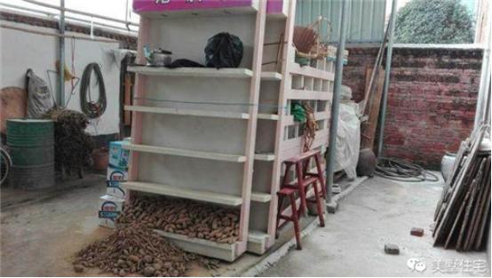 為撐臉面自建四層房屋，錢不夠只能直接住毛坯房，心酸