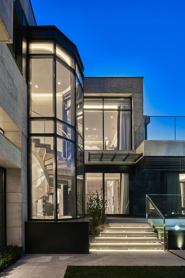 帶地下室兩層別墅裝修方案實拍，現(xiàn)代風(fēng)，年輕人最愛