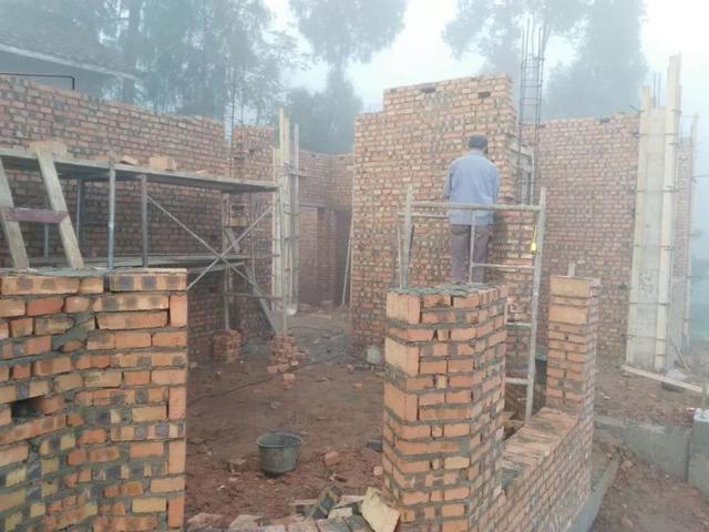 11*11米帶露臺(tái)現(xiàn)代二層農(nóng)村小洋樓設(shè)計(jì)圖，附施工過(guò)程