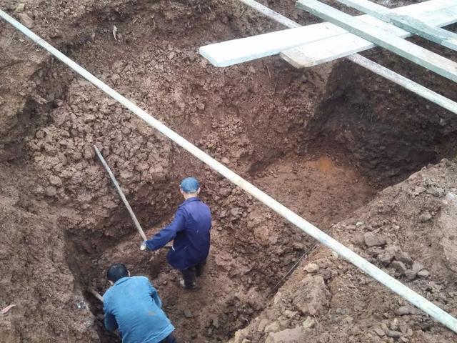 11*11米帶露臺(tái)現(xiàn)代二層農(nóng)村小洋樓設(shè)計(jì)圖，附施工過(guò)程