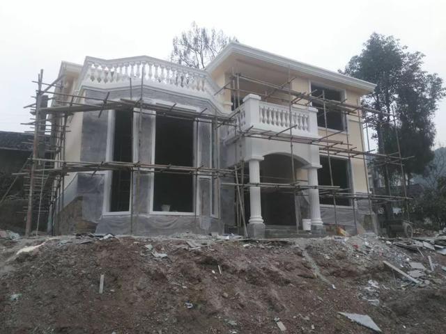 11*11米帶露臺(tái)現(xiàn)代二層農(nóng)村小洋樓設(shè)計(jì)圖，附施工過(guò)程