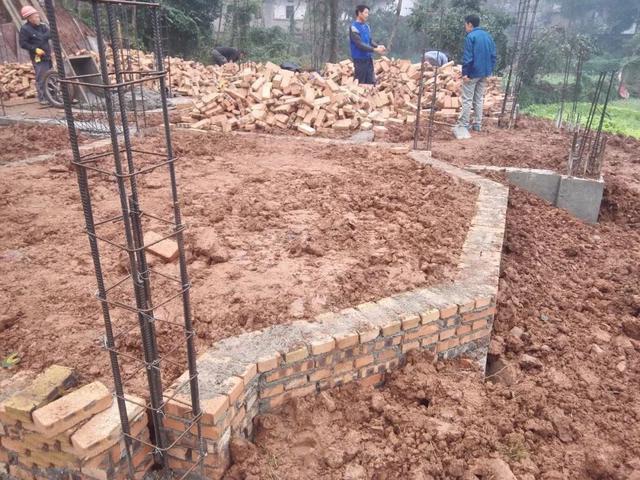 11*11米帶露臺(tái)現(xiàn)代二層農(nóng)村小洋樓設(shè)計(jì)圖，附施工過(guò)程