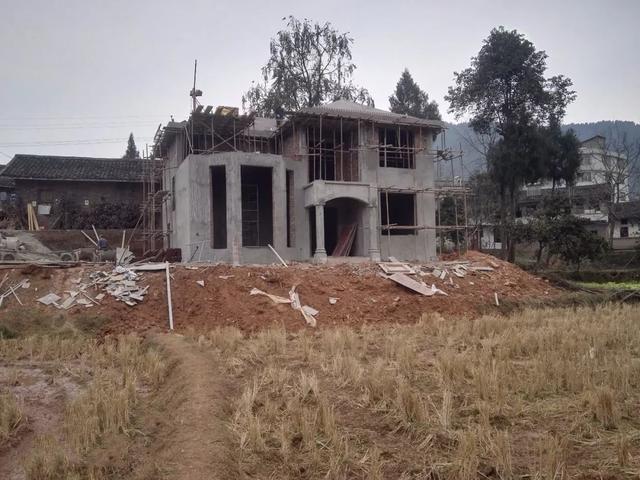 11*11米帶露臺(tái)現(xiàn)代二層農(nóng)村小洋樓設(shè)計(jì)圖，附施工過(guò)程