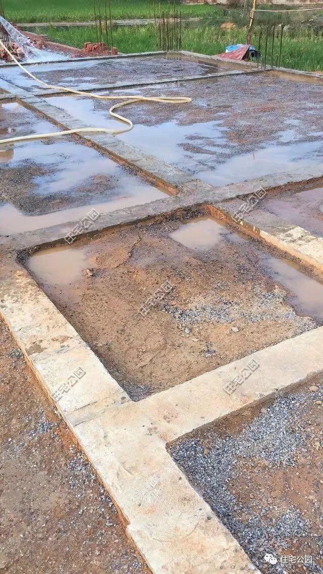 湖南農(nóng)村30萬(wàn)自建三層框架別墅，看完覺(jué)得超值