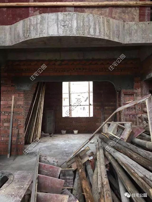 湖南農(nóng)村30萬(wàn)自建三層框架別墅，看完覺(jué)得超值