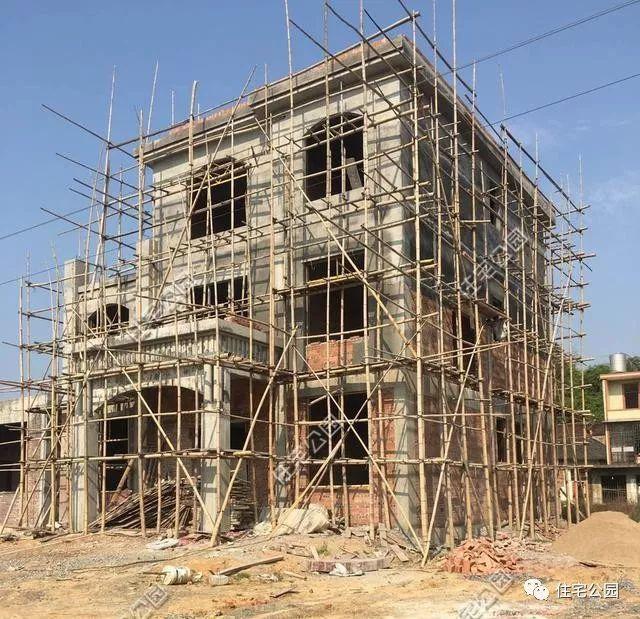 湖南農(nóng)村30萬(wàn)自建三層框架別墅，看完覺(jué)得超值