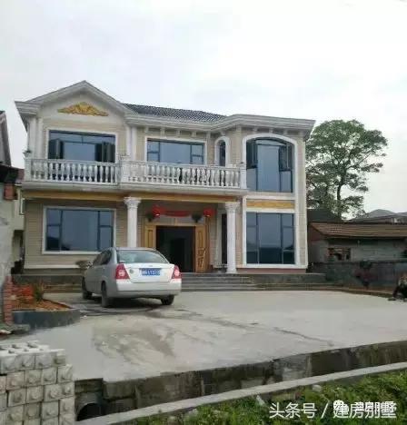 實(shí)拍15棟完工的二層農(nóng)村別墅圖，造價(jià)20左右