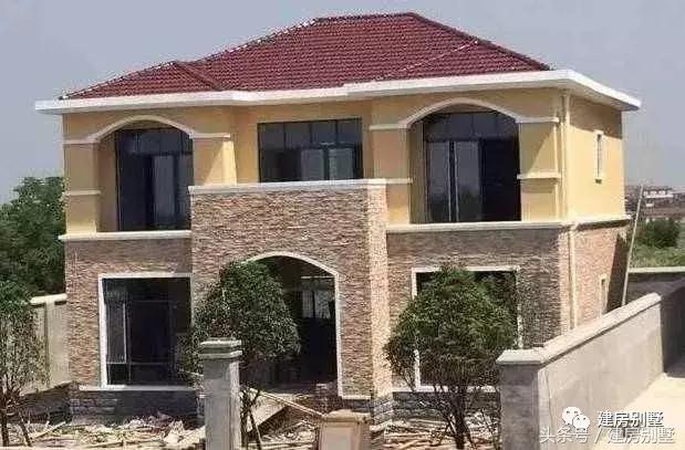 實(shí)拍15棟完工的二層農(nóng)村別墅圖，造價(jià)20左右