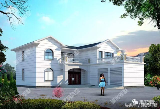 帶雙車庫的兩層別墅設(shè)計(jì)方案圖，符合一家兩輛車的需求