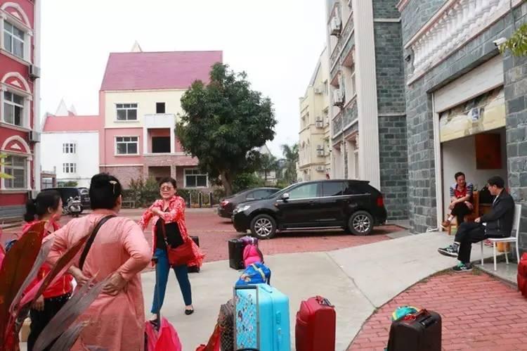 廣西北海：海泰別墅群的拆違，候鳥老人非常支持！為什么