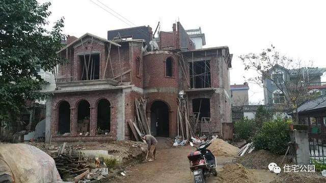 浙江80后曬新房，110萬自建花園別墅，城里人看了都眼紅！