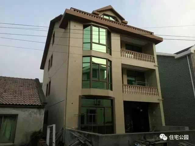 實拍8X9米小面寬別墅，別再說蓋房花錢多，20萬就行！