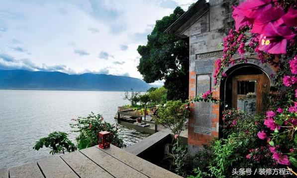 楊麗萍在洱海邊的兩棟別墅，一棟叫月亮宮和一棟叫太陽宮