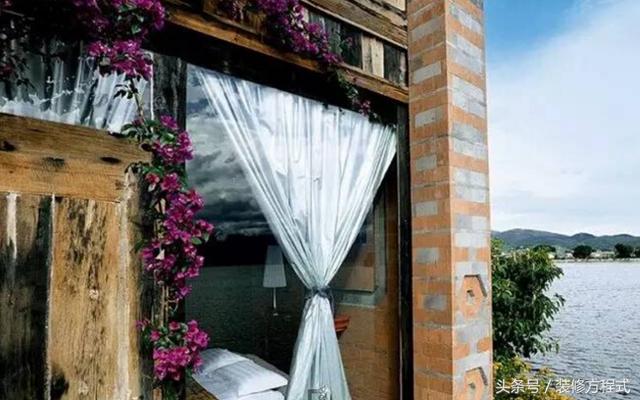 楊麗萍在洱海邊的兩棟別墅，一棟叫月亮宮和一棟叫太陽宮