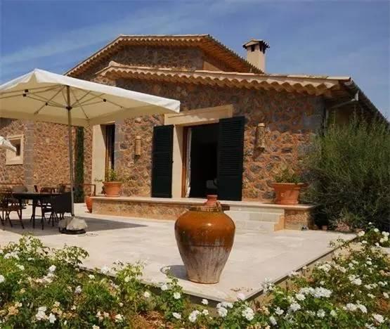 與其買個(gè)別墅讓鄉(xiāng)下人住，不如去鄉(xiāng)下做一個(gè)自己喜歡的房子！