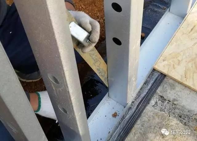 1500元每平米的輕鋼別墅，是否能取代紅磚房在農(nóng)村的地位？