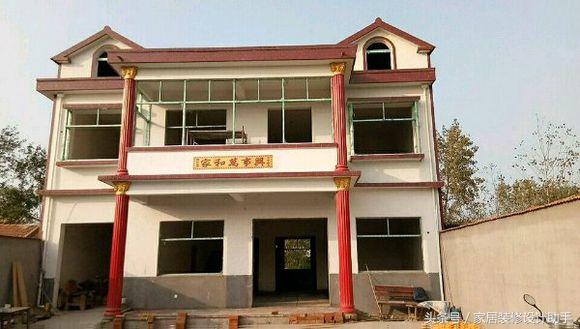 回老家自建房貪小便宜沒設計圖紙，建好被嘲笑