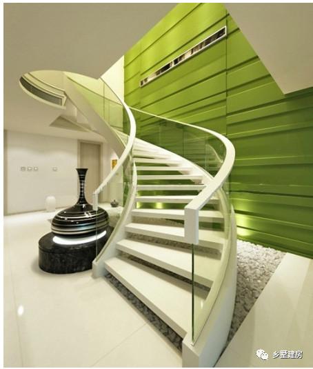 自建房直跑樓梯好還是旋轉(zhuǎn)樓梯好呢？你喜歡那種？