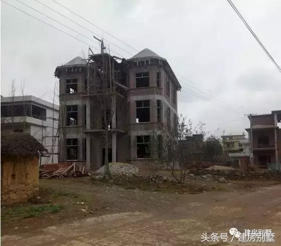 湖北自建三層別墅，主體就花了25萬，看下超值嗎