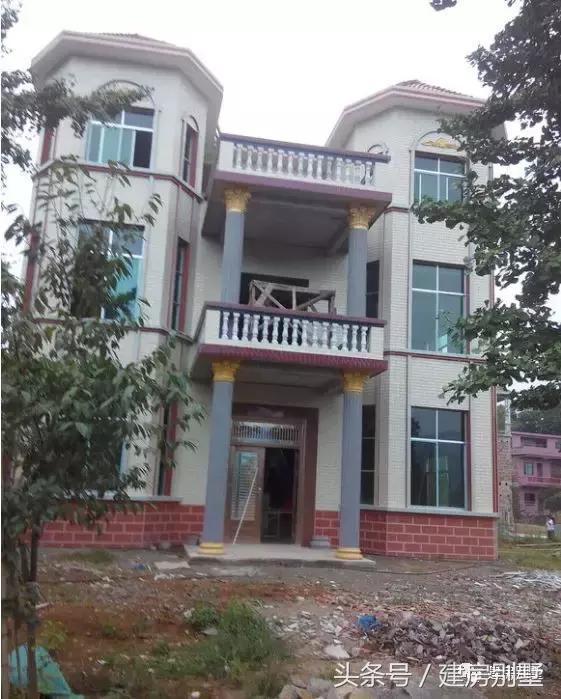 湖北自建三層別墅，主體就花了25萬，看下超值嗎