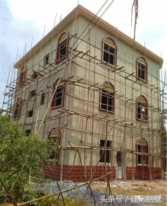 湖北自建三層別墅，主體就花了25萬，看下超值嗎