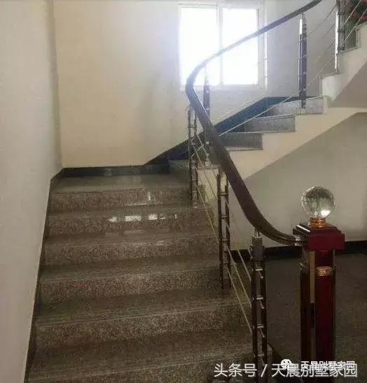 曬曬農(nóng)村自建的2層小樓，帶裝修50萬(wàn)搞定，看看值嗎？