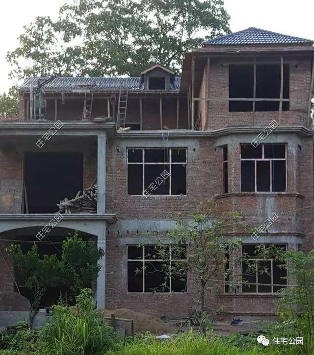 幾套農(nóng)村自建別墅外觀實(shí)景圖，附戶型圖和施工過程