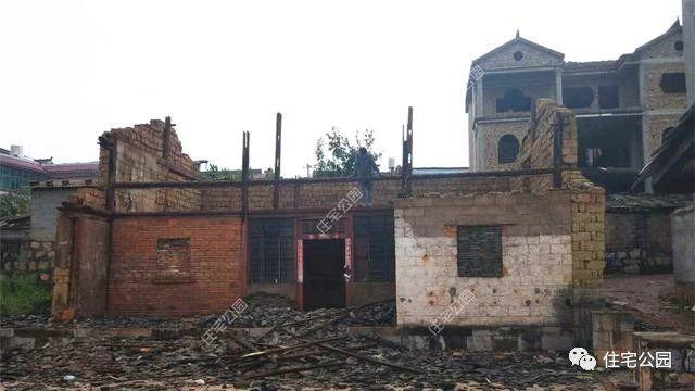 幾套農(nóng)村自建別墅外觀實(shí)景圖，附戶型圖和施工過程