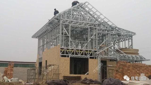 幾套農(nóng)村自建別墅外觀實(shí)景圖，附戶型圖和施工過程