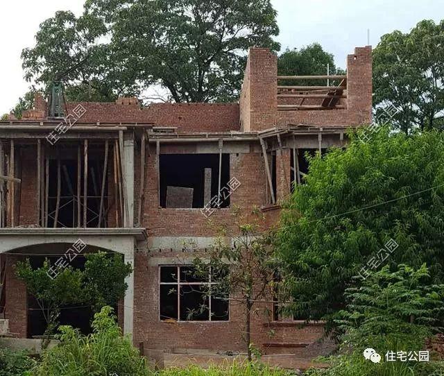 幾套農(nóng)村自建別墅外觀實(shí)景圖，附戶型圖和施工過程