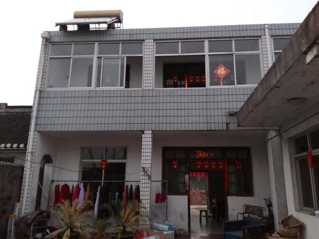 江蘇兄弟宅基地自建雙拼別墅，歐式奢華鄰居羨慕瘋！