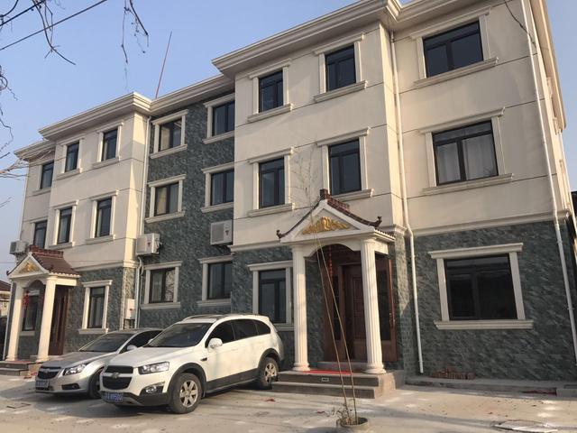 江蘇兄弟宅基地自建雙拼別墅，歐式奢華鄰居羨慕瘋！